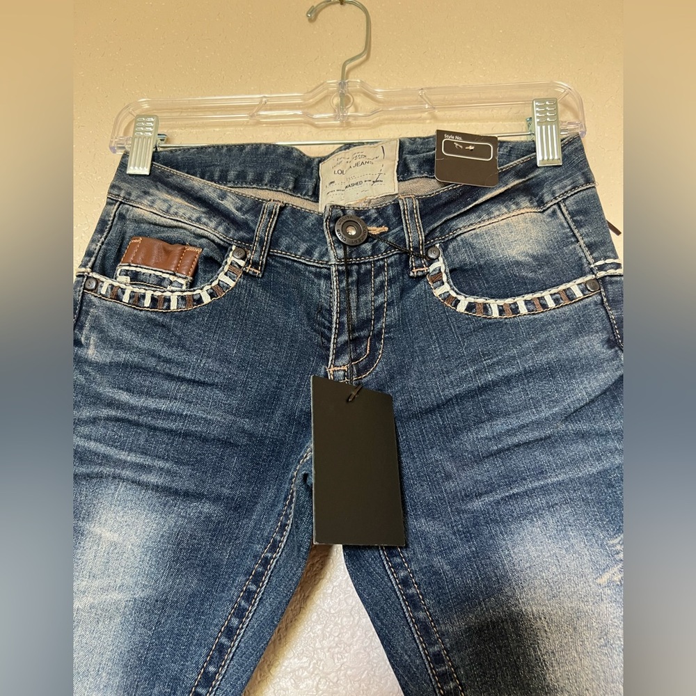 Lolita Embroidery Jeans - Picture 4 of 9